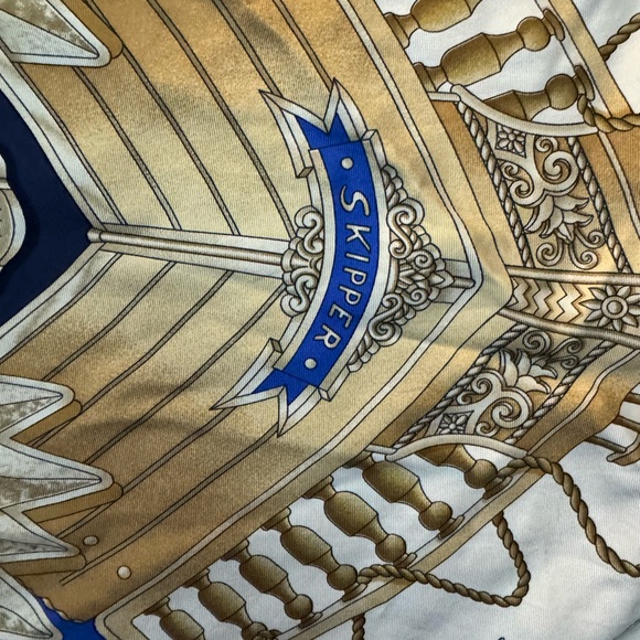 Hermes Scarf 90 "RAILING" Blue 100% Silk Scarf
35" - Picture 4 of 8